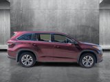 Used 2016 Toyota Highlander Plus image 2