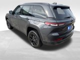 New 2025 Jeep Grand Cherokee Altitude image 6