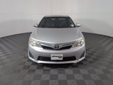 Used 2014 Toyota Camry LE image 2