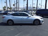 Used 2023 Nissan Altima 2.5 SV image 3