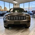 Used 2019 Jeep Grand Cherokee Altitude image 2