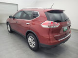 Used 2015 Nissan Rogue SV image 3