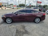 Used 2017 Ford Fusion SE w/ Fusion SE Technology Package image 4