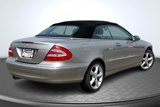 Used 2005 Mercedes-Benz CLK 320 Cabriolet image 2