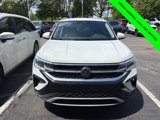 Used 2022 Volkswagen Taos SEL image 2