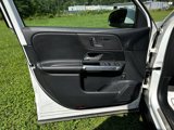 Used 2022 Mercedes-Benz GLB 250 4MATIC image 6