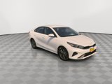 Used 2023 Kia Forte LXS image 2