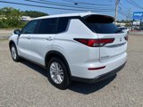 Used 2024 Mitsubishi Outlander ES image 6
