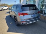 Certified 2024 Volkswagen Taos SE w/ Black Wheel Package image 6