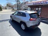 Used 2017 Jeep Cherokee Latitude w/ True North Edition image 6