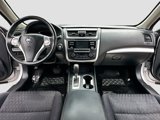 Used 2017 Nissan Altima 2.5 SV image 3