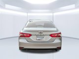 Used 2018 Toyota Camry LE image 6