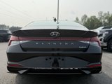 Used 2023 Hyundai Elantra Limited image 3