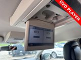 Used 2013 Chrysler Town & Country Touring image 4