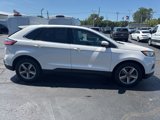 Used 2019 Ford Edge SEL w/ Equipment Group 201A image 2