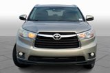 Used 2016 Toyota Highlander XLE image 3
