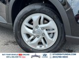 New 2025 Hyundai Venue SE image 5