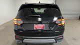 Used 2024 Honda Pilot Touring image 4