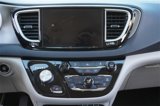 Used 2022 Chrysler Pacifica Touring-L image 3