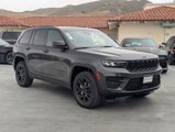 New 2025 Jeep Grand Cherokee Laredo image 3