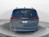 Used 2022 Chrysler Pacifica Touring-L image 4