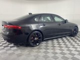 Used 2022 Jaguar XF R-Dynamic SE image 2
