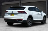 Used 2021 Volkswagen Atlas Cross Sport SE image 4