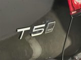 Used 2019 Volvo XC40 T5 Momentum image 3