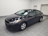 Used 2017 Kia Forte LX image 2