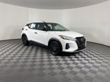 Used 2021 Nissan Kicks S image 2