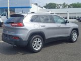Used 2018 Jeep Cherokee Latitude w/ Cold Weather Group image 6