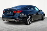 Used 2022 Nissan Altima 2.5 SR image 2