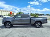 Used 2017 Toyota Tacoma TRD Sport w/ Tow Package image 4