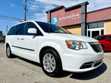 Used 2014 Chrysler Town & Country Touring image 2