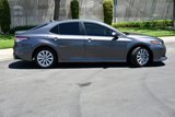 Used 2020 Toyota Camry LE image 3