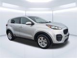Used 2017 Kia Sportage LX image 2