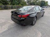 Used 2024 Nissan Altima 2.5 SV image 3
