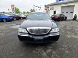 Used 2010 Lincoln Town Car Signature Limited image 5