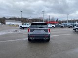 Used 2022 Ford Explorer XLT w/ Equipment Group 202A image 4