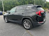 Used 2023 GMC Terrain SLT image 3