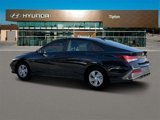 New 2025 Hyundai Elantra SE image 4
