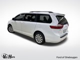 Used 2017 Toyota Sienna LE image 3