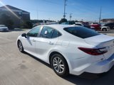 Used 2025 Toyota Camry LE image 3