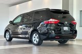 Used 2017 Toyota Sienna LE image 6