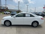 Used 2010 Toyota Camry LE image 4