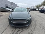Used 2015 Ford Fusion SE image 2