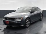 Used 2017 Volkswagen Jetta SE image 3