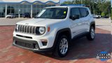 Used 2023 Jeep Renegade Latitude image 5
