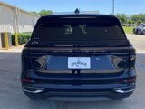 New 2025 Lincoln Nautilus Premier image 4