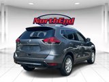 Used 2017 Nissan Rogue SV image 3